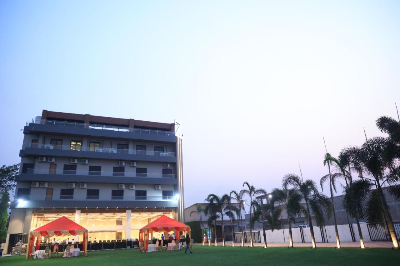 Motel Bilaspur City Exterior foto