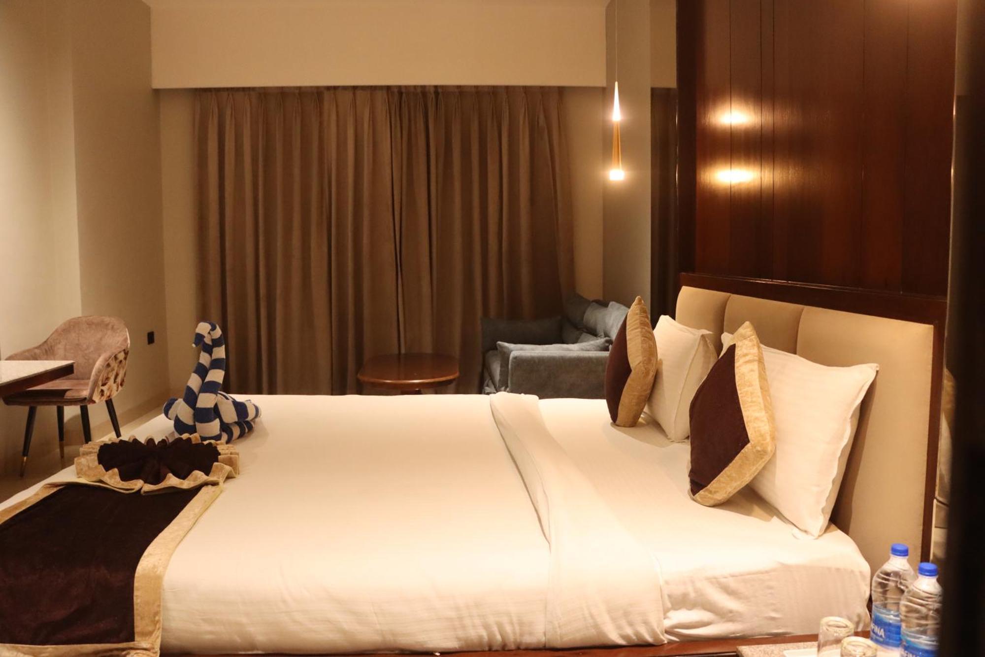 Motel Bilaspur City Exterior foto